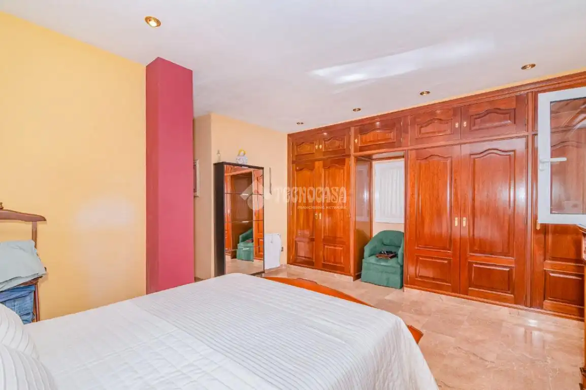 Bedroom of Houses for sale in Cenes de la Vega  with Terrace and Swimming Pool