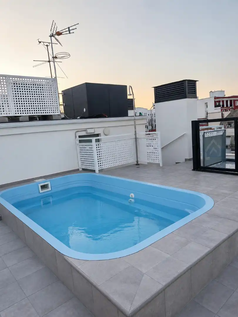 Piscina de Ático en venta en Madrid con Terraza y Piscina comunitaria
