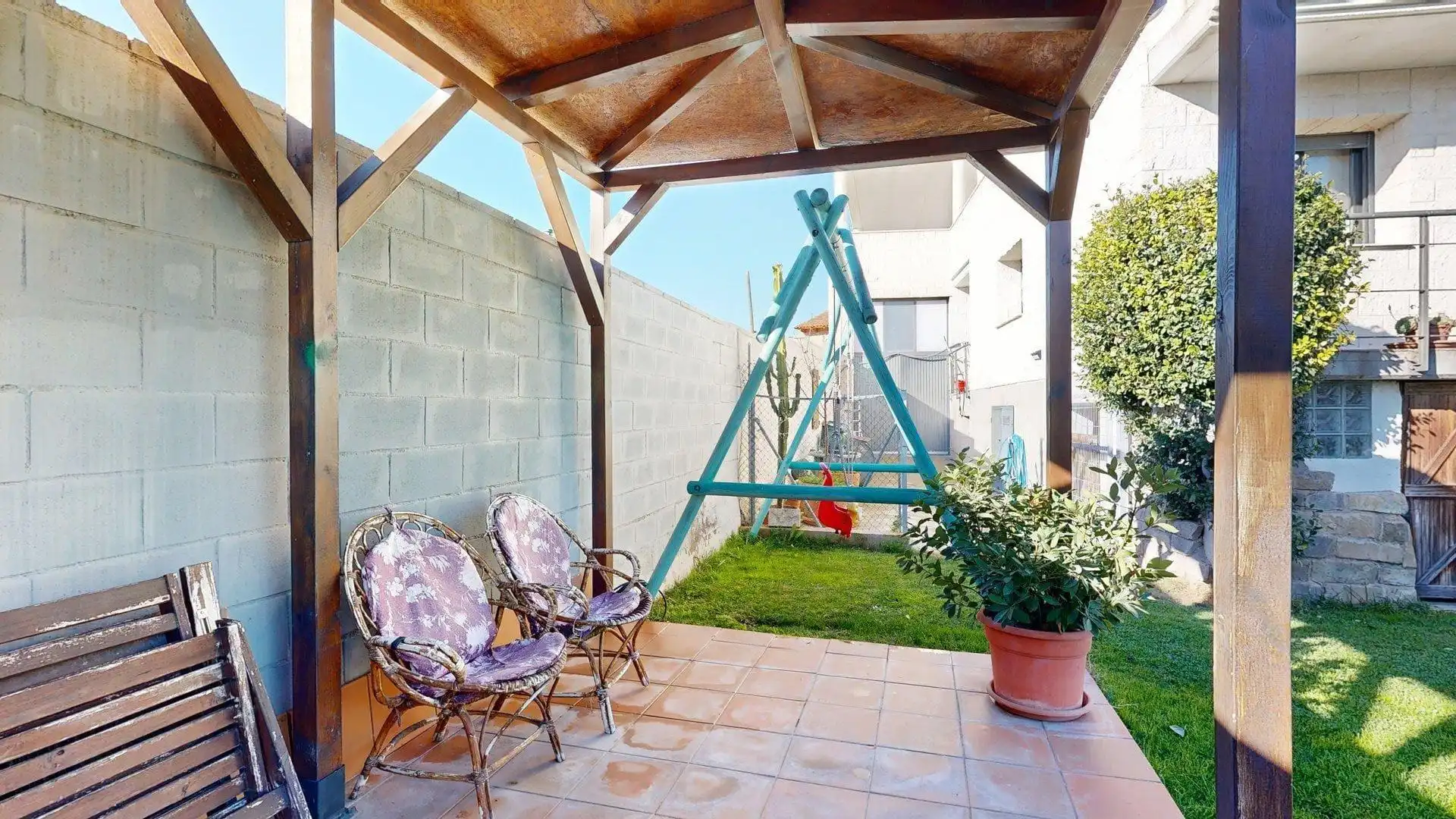 Terrasse von Haus oder Chalet zum Verkauf in Nuez de Ebro mit Klimaanlage, Heizung und Privatgarten