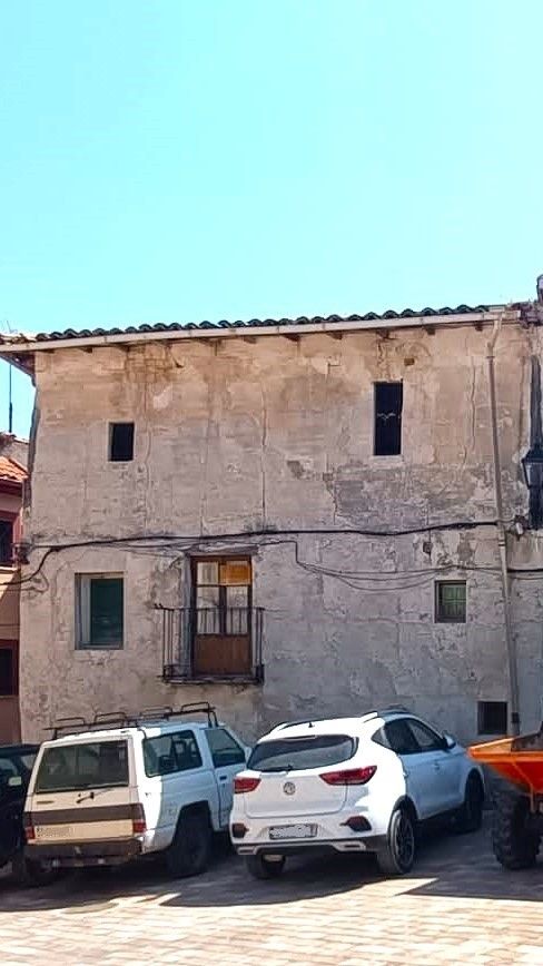 Vista exterior de Casa o xalet en venda en Budia amb Balcó