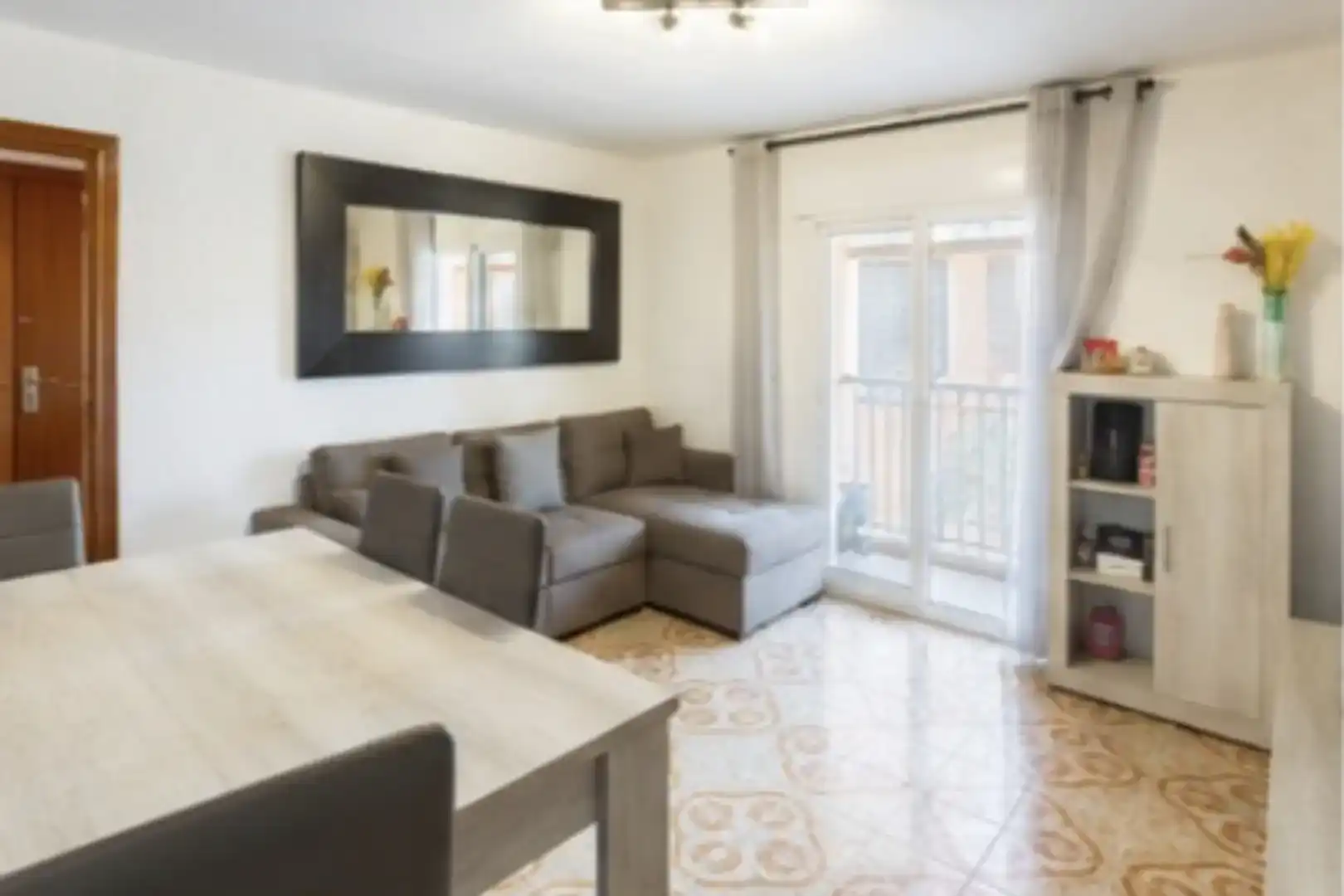 Sala d'estar de Pis en venda en Badalona amb Aire condicionat i Balcó