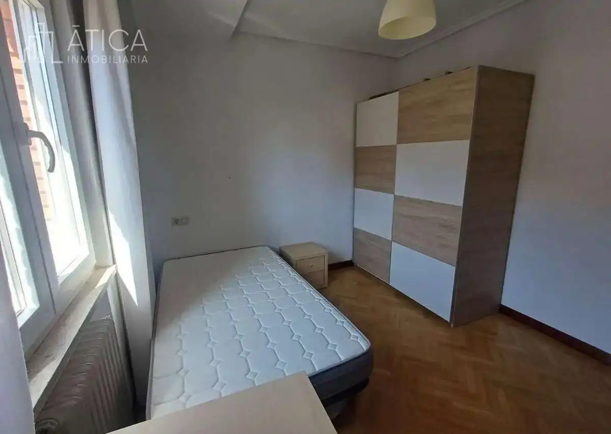 Bedroom of Flat for rent in San Bernardo - Carmelitas - Campus