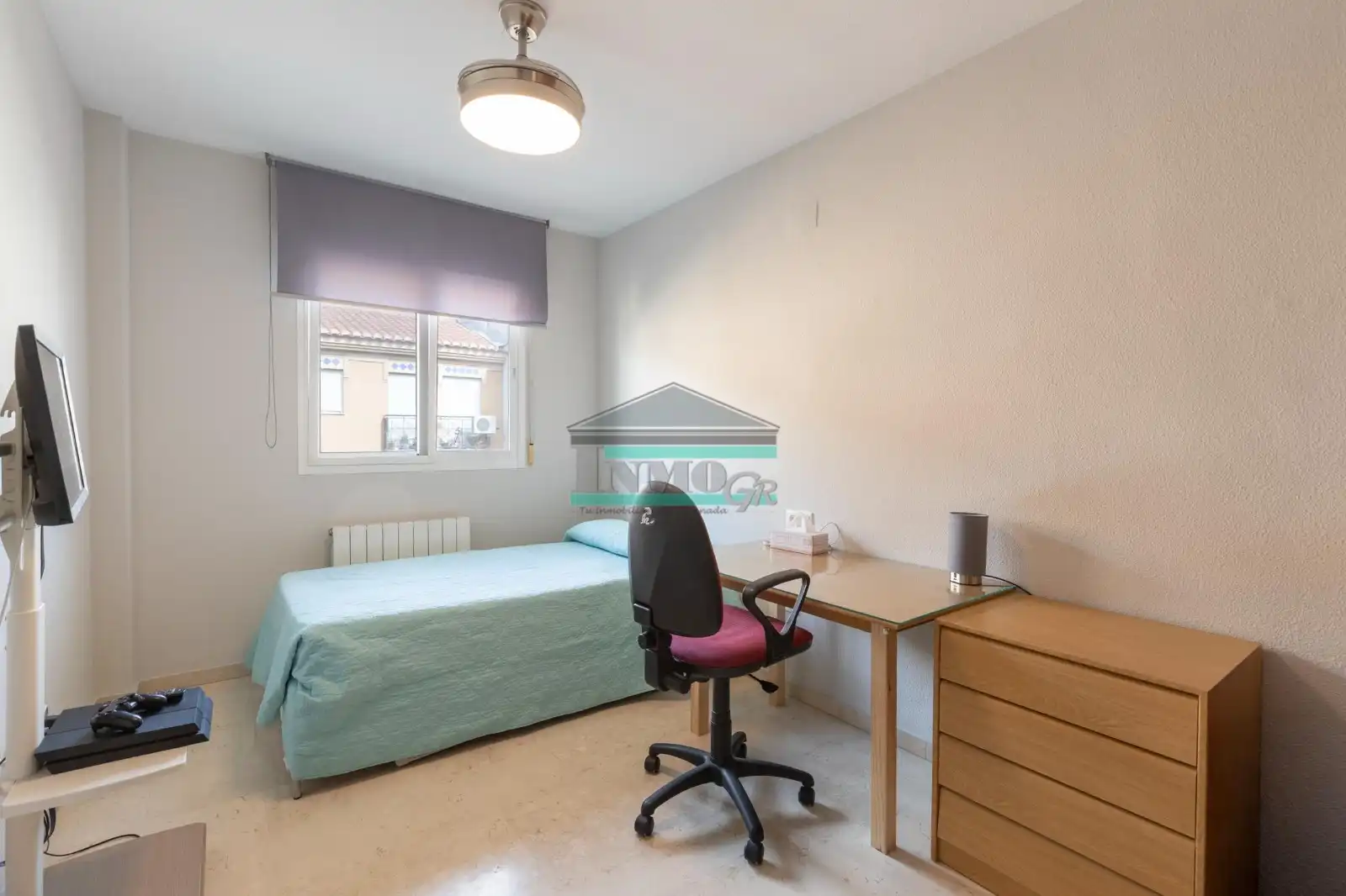 Bedroom of Flat for sale in Armilla  with Air Conditioner, Heating and Storage room
