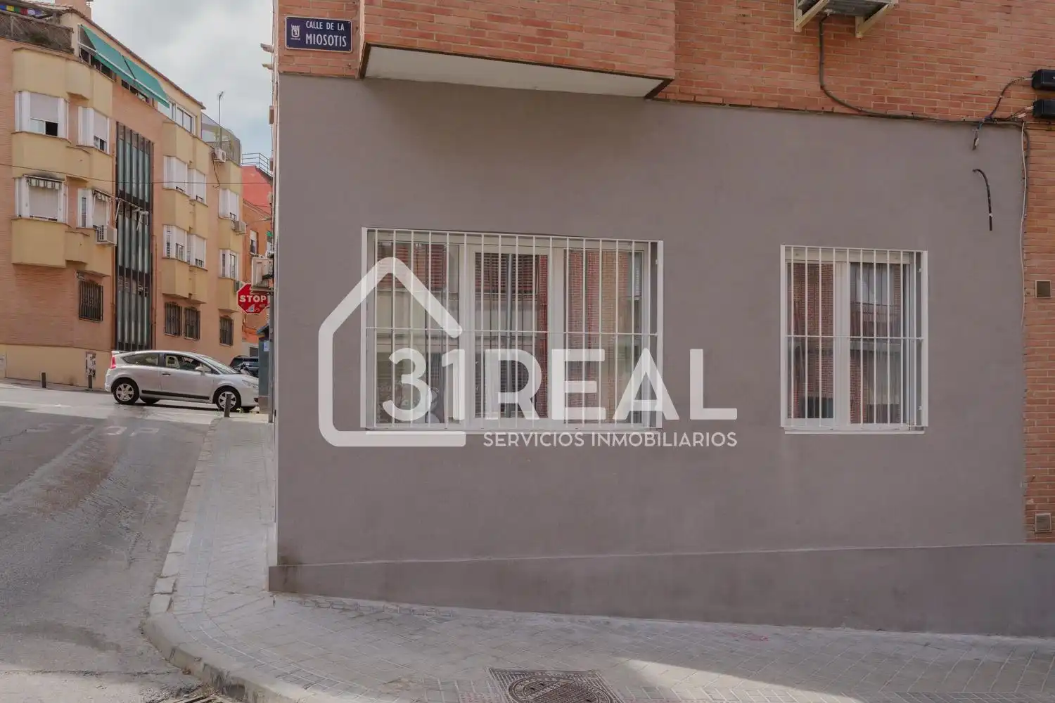 Exterior view of Flat for sale in Madrid  with Heating and Furnished