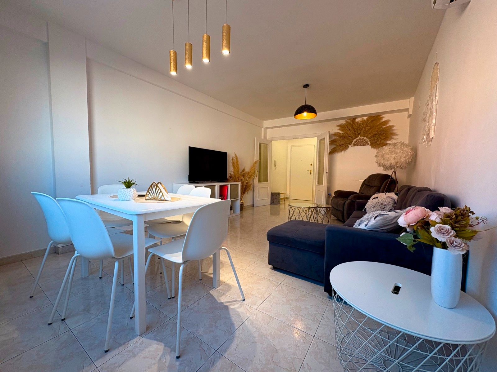 Living room of Flat for sale in Dénia  with Air Conditioner, Balcony and Internet