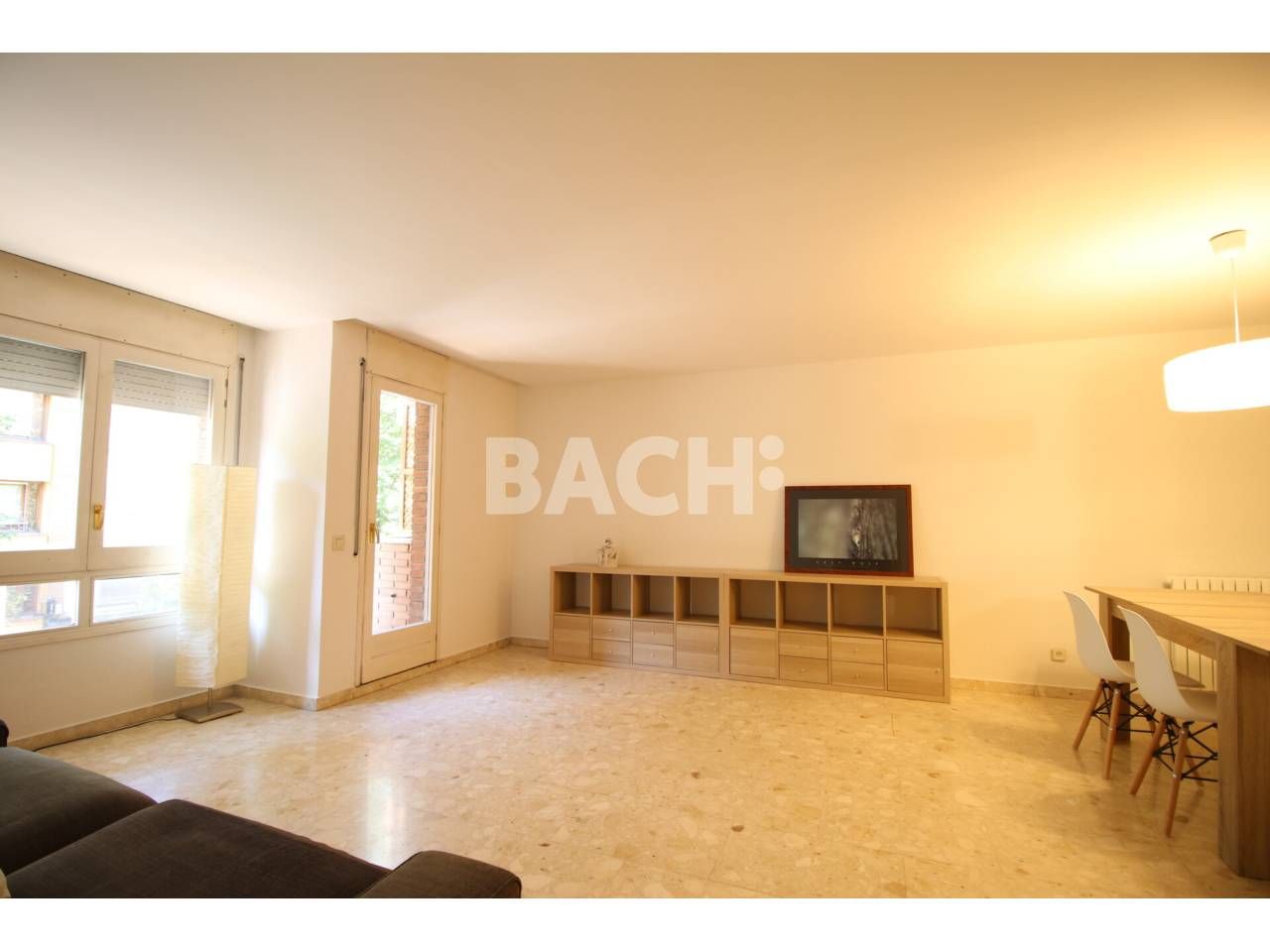Sala de estar de Piso en venta en Vic con Amueblado y Balcón