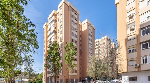 Foto 2 de Planta baixa en venda a Calle Poeta Agustin Ruano, Martiricos - La Roca - La Rosaleda, Málaga Capital