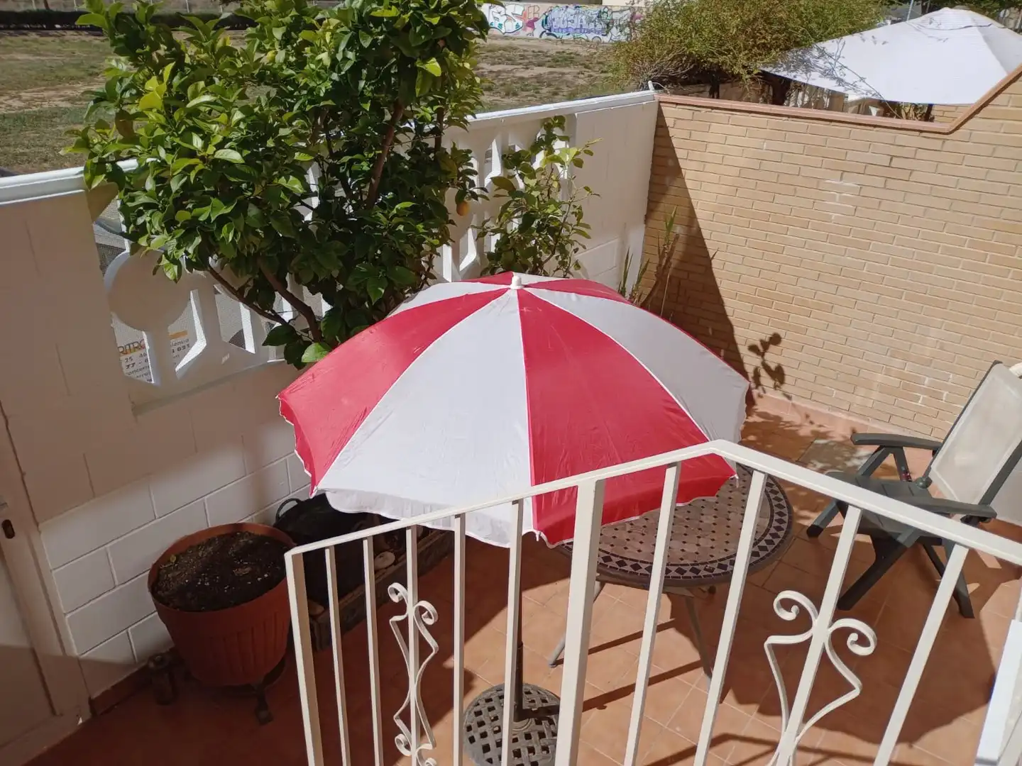 Terraza de Casa adosada de alquiler en Xirivella con Terraza y Amueblado