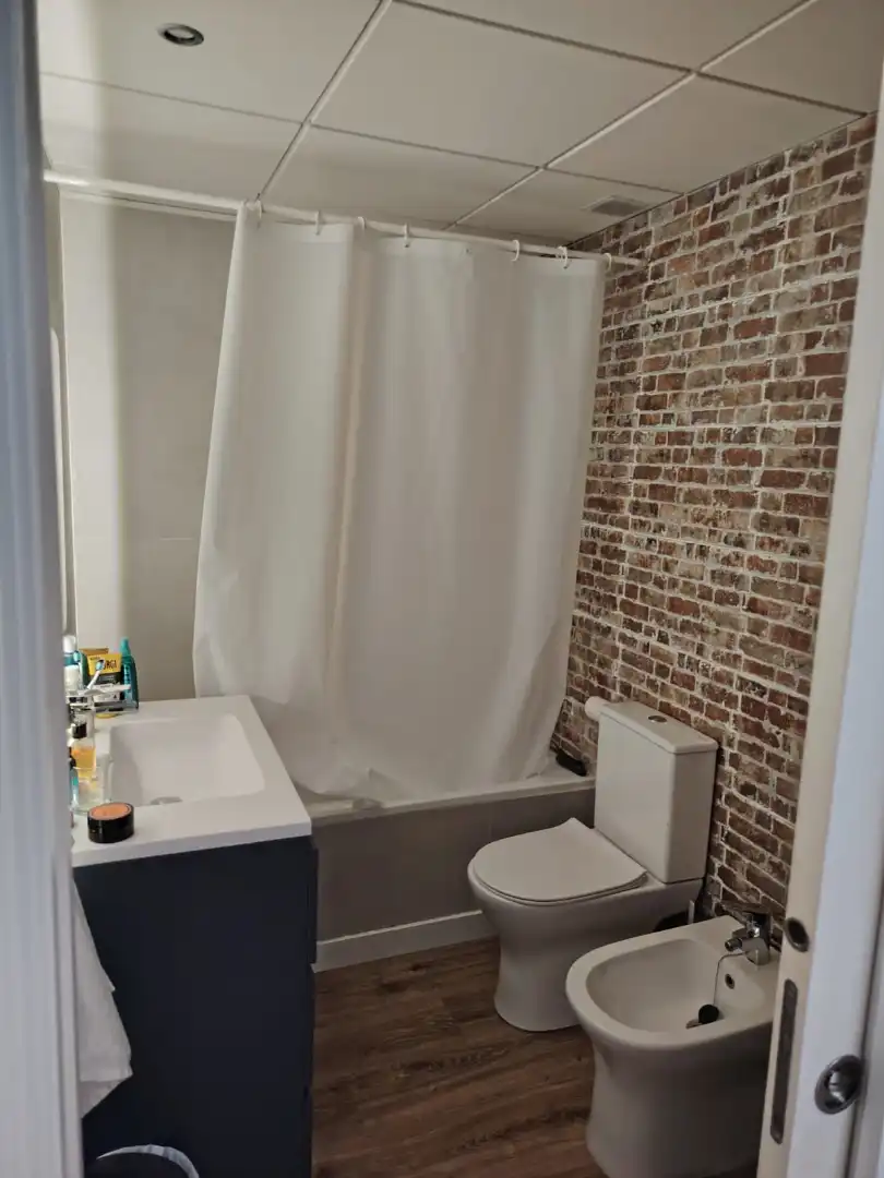 Baño de Casa adosada en venta en Reus con Aire acondicionado, Calefacción y Parquet