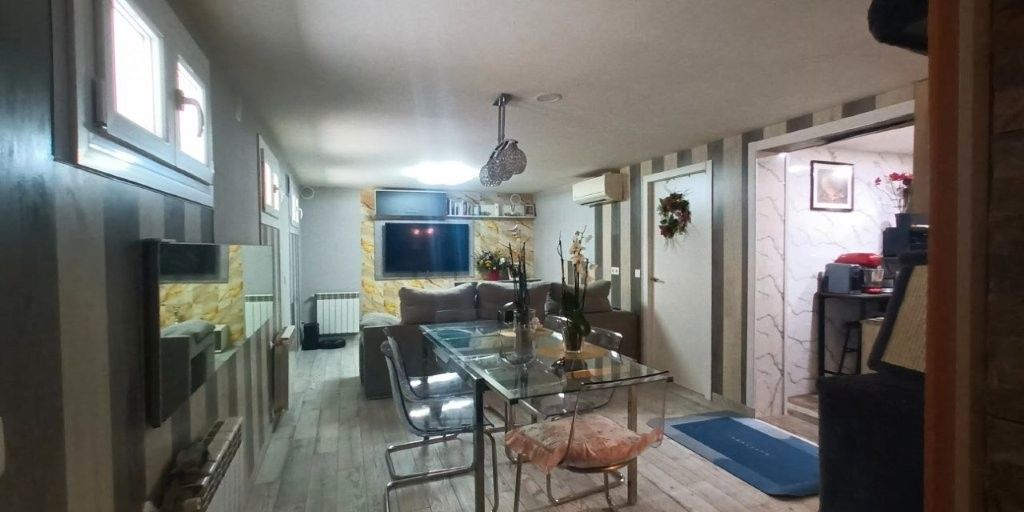 Duplex for sale in  Madrid Capital  with Air Conditioner, Heating and Storage room