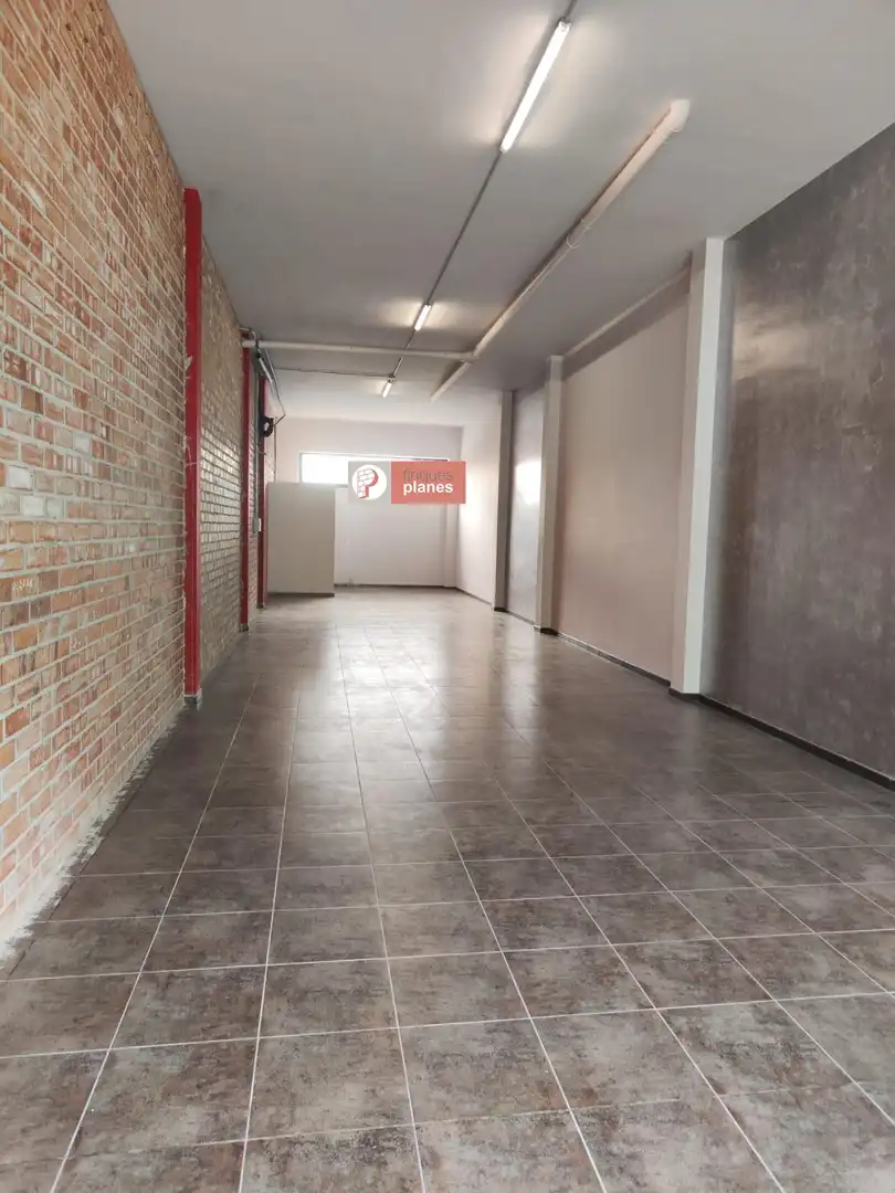 Business premises for sale in Avenida MIQUEL BATLLORI, imagen 5