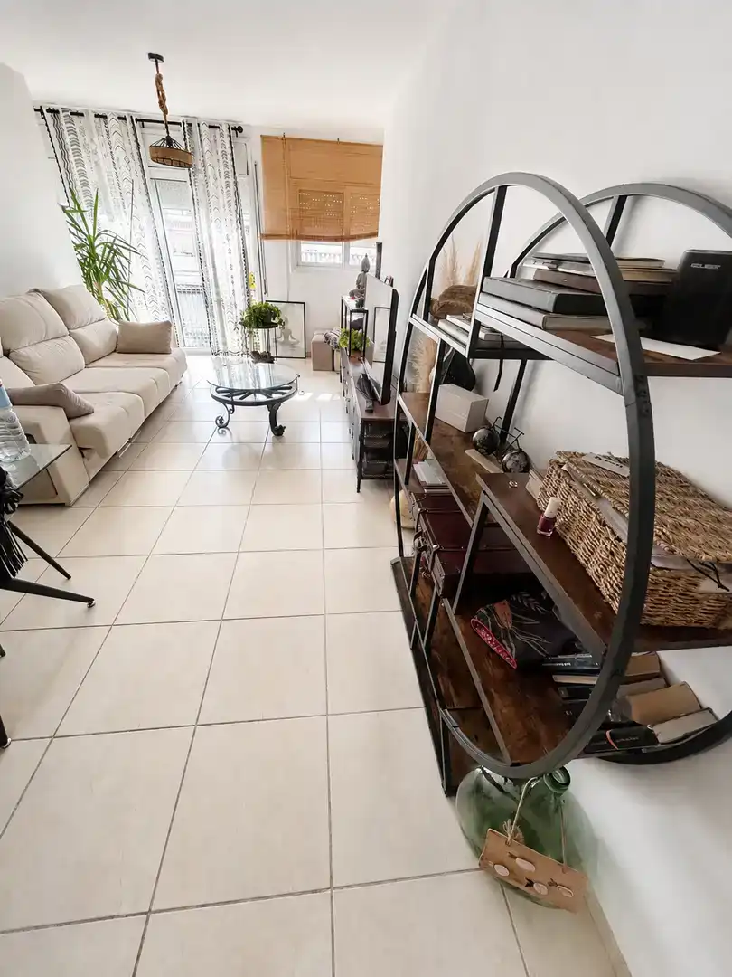 Sala de estar de Dúplex en venta en Montbrió del Camp con Aire acondicionado, Trastero y Amueblado