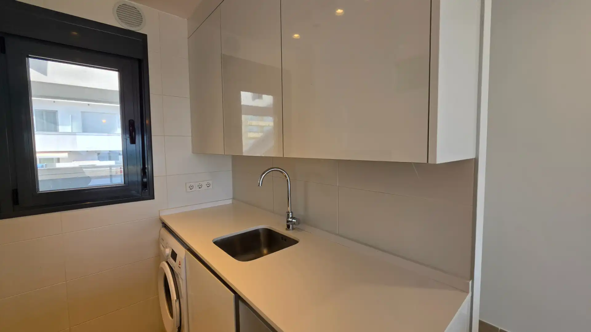 Cocina de Piso de alquiler en El Puerto de Santa María con Aire acondicionado, Calefacción y Terraza