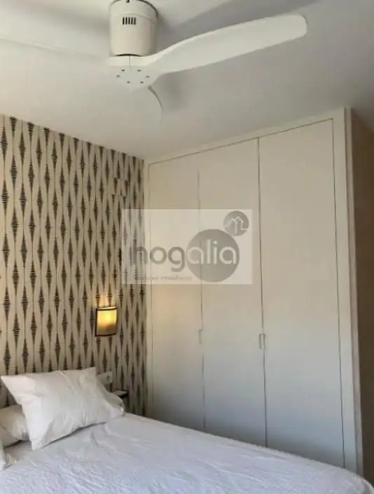 Schlafzimmer von Wohnung zur Miete in Sevilla mit Klimaanlage, Terrasse und Möbliert