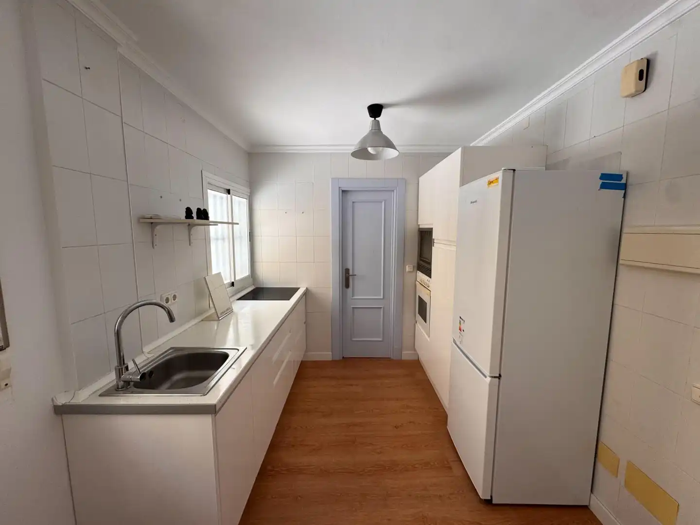 Ground floor for rent in Calle ALFONSO VII, Centro