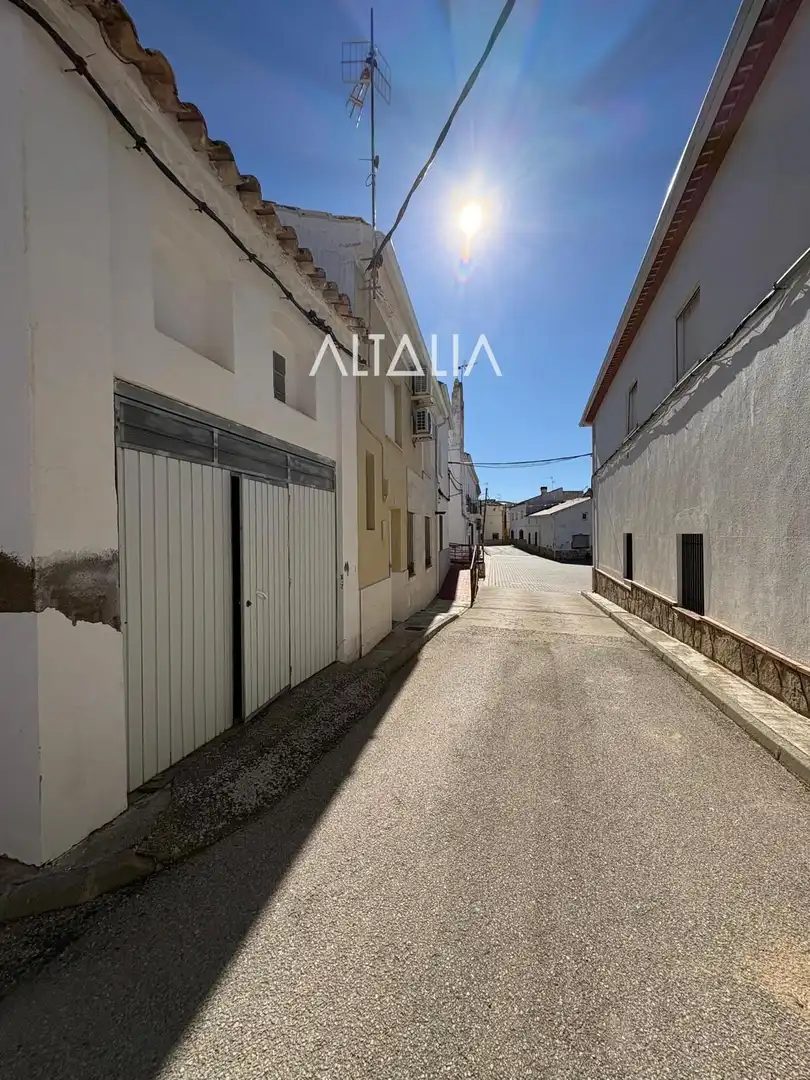 Exterior view of Houses for sale in Cervera del Llano
