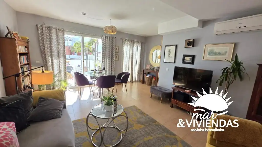 Detached homes for sale in Avenida Alhambra, 4, Lomas del Mar