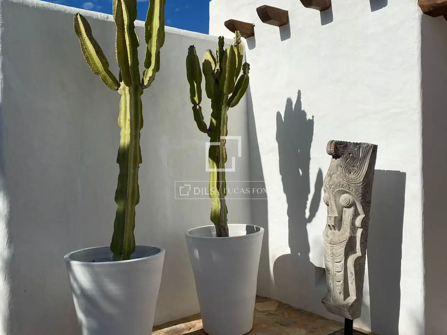 Terrace of Country homes for sale in Santa Eulària des Riu  with Air Conditioner, Heating and Private garden