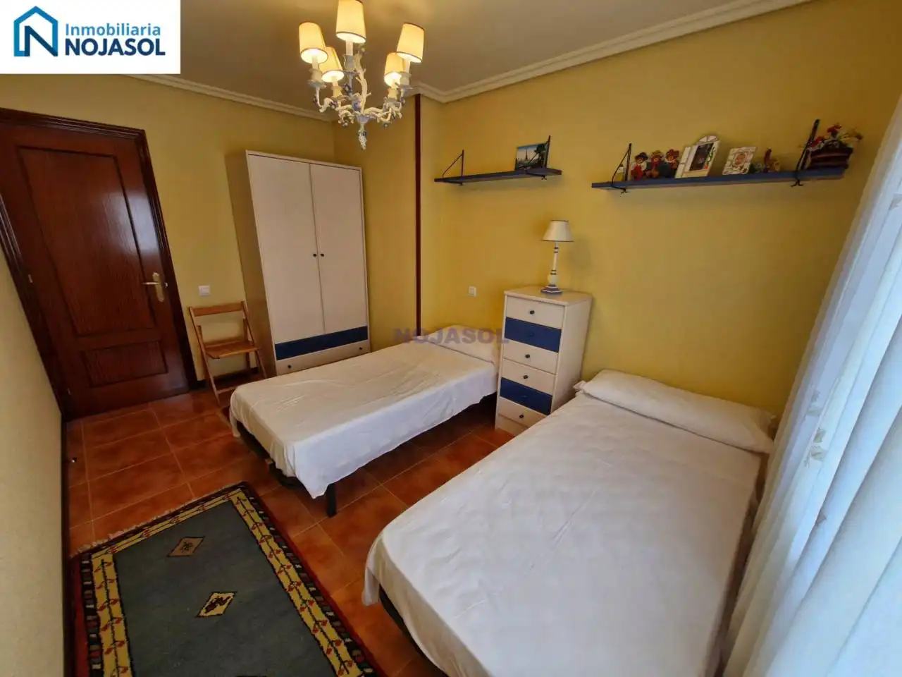 Schlafzimmer von Einfamilien-Reihenhaus zum Verkauf in Argoños  mit Heizung, Privatgarten und Terrasse