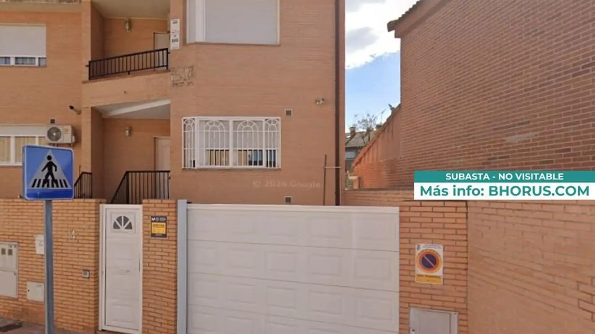 Vista exterior de Casa o xalet en venda en Arganda del Rey amb Jardí privat i Piscina