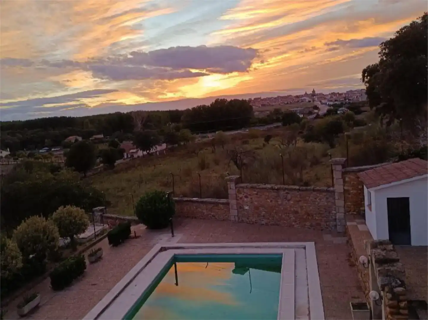 Piscina de Pis en venda en Ciudad Rodrigo amb Jardí privat, Piscina i Moblat