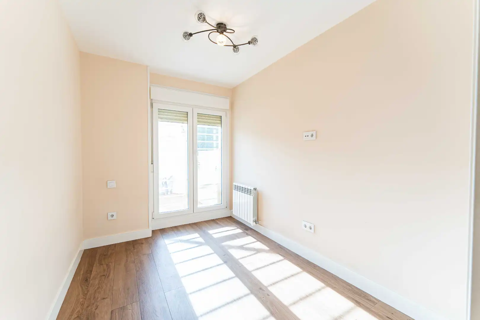 Bedroom of Ground floor for sale in Arroyomolinos (Madrid)  with Air Conditioner, Heating and Private garden