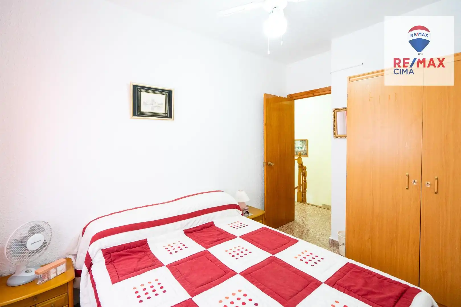 Habitación de Casa adosada en venta en Cuevas del Campo con Aire acondicionado, Calefacción y Terraza