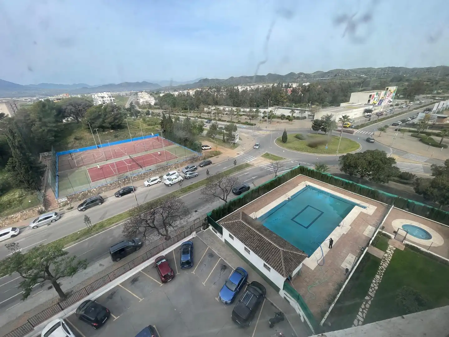 Schwimmbecken von Wohnung zum Verkauf in Málaga mit Klimaanlage, Privatgarten und Balkon