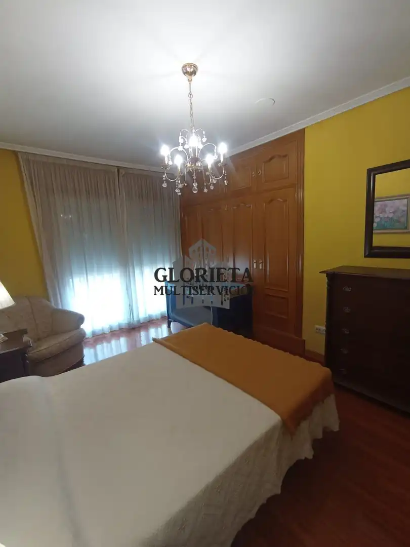 Habitación de Casa adosada en venta en Baiona con Calefacción, Parquet y Terraza