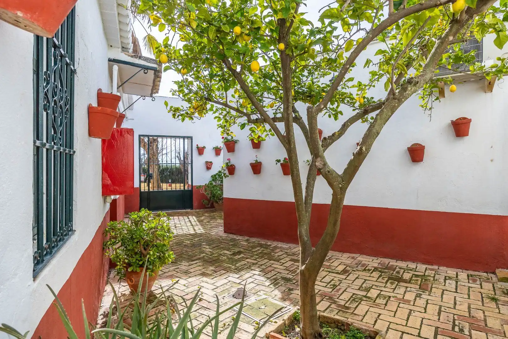 Garden of Country homes for sale in Carmona  with Air Conditioner, Terrace and Storage room