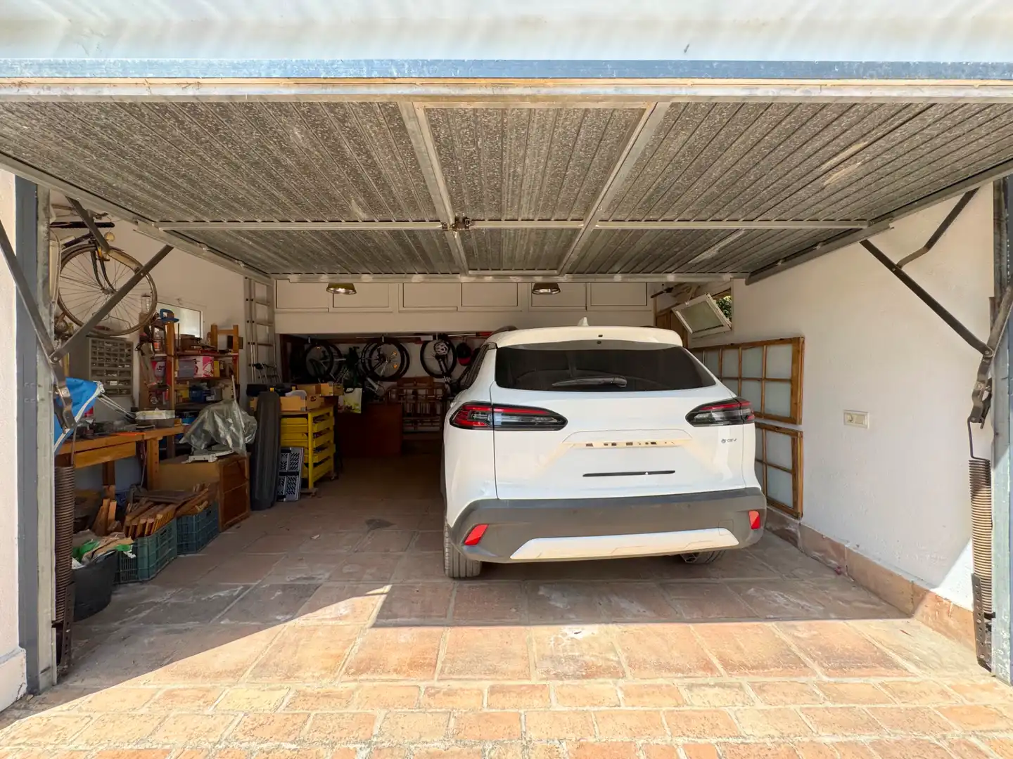 Aparcament de Casa o xalet en venda en Alhaurín de la Torre amb Aire condicionat, Calefacció i Jardí privat