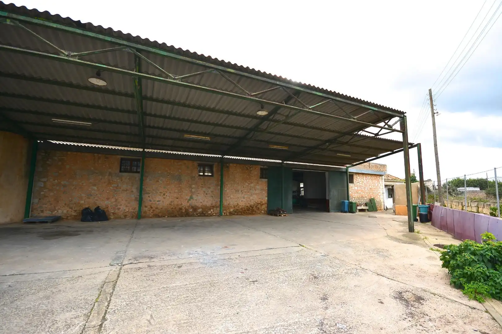 Exterior view of Industrial buildings for sale in Binissalem