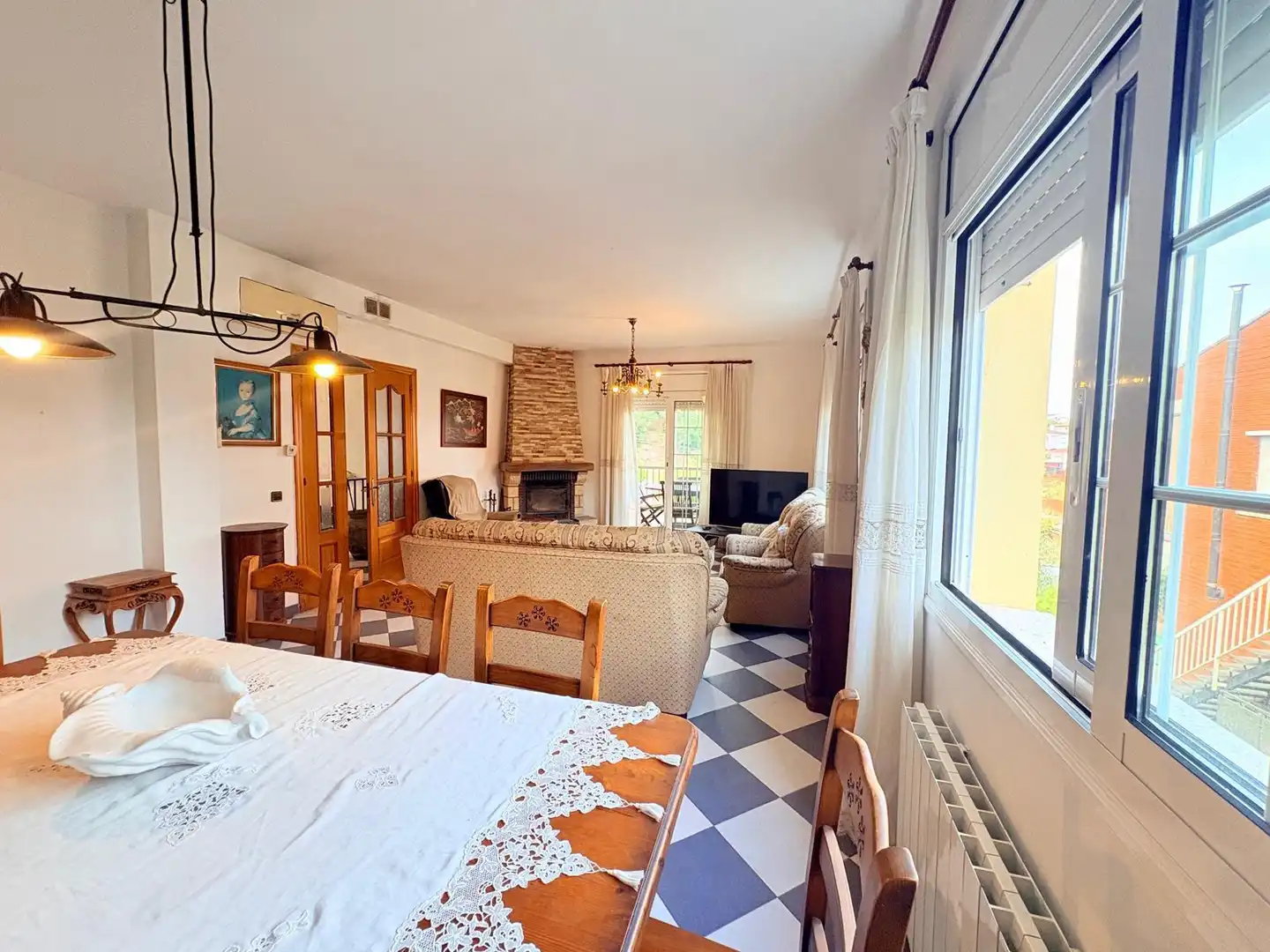 Casa con terraza en venta en Avinguda de Piera, imagen 8