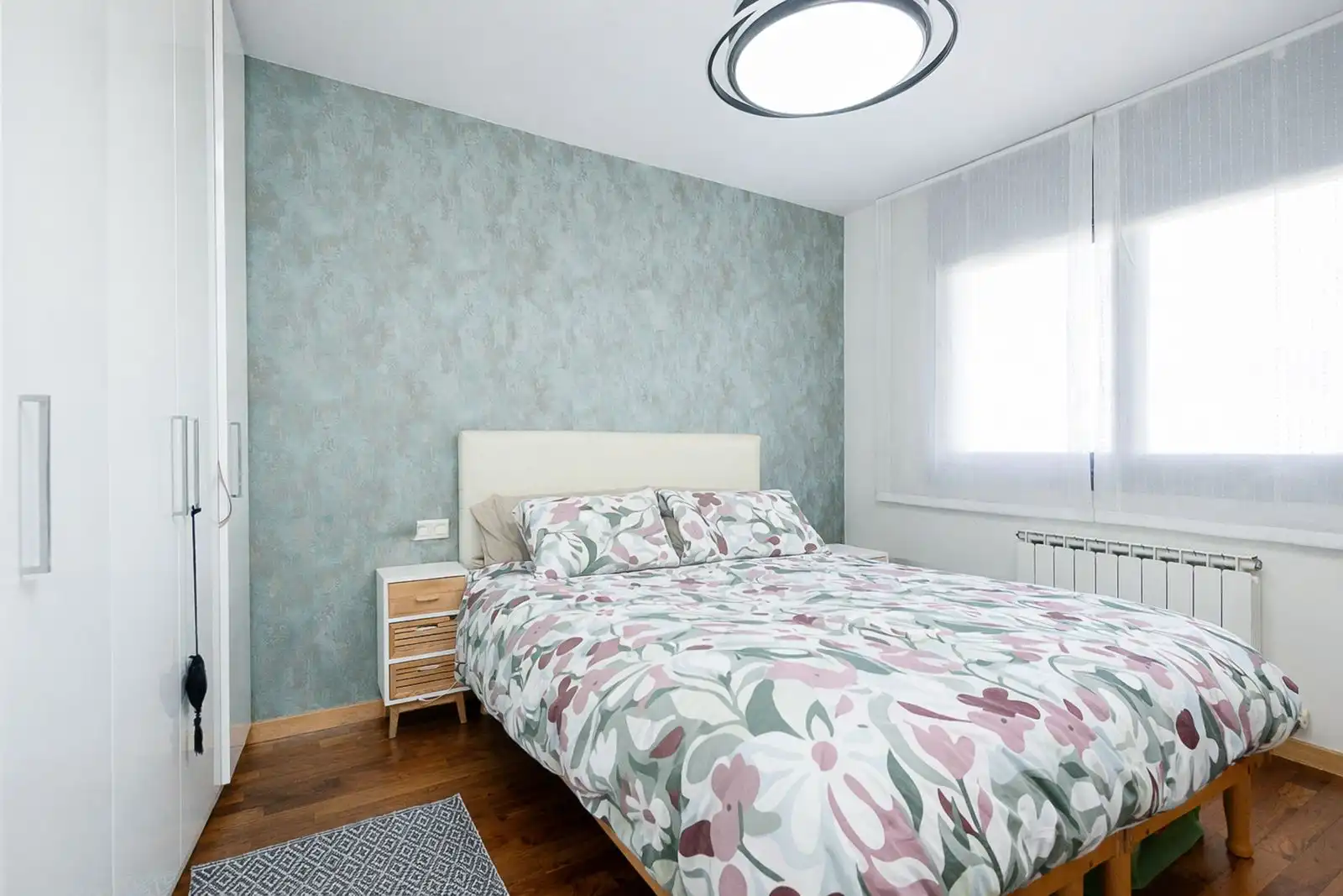 Bedroom of Houses for sale in Castelldefels  with Air Conditioner, Heating and Parquet flooring
