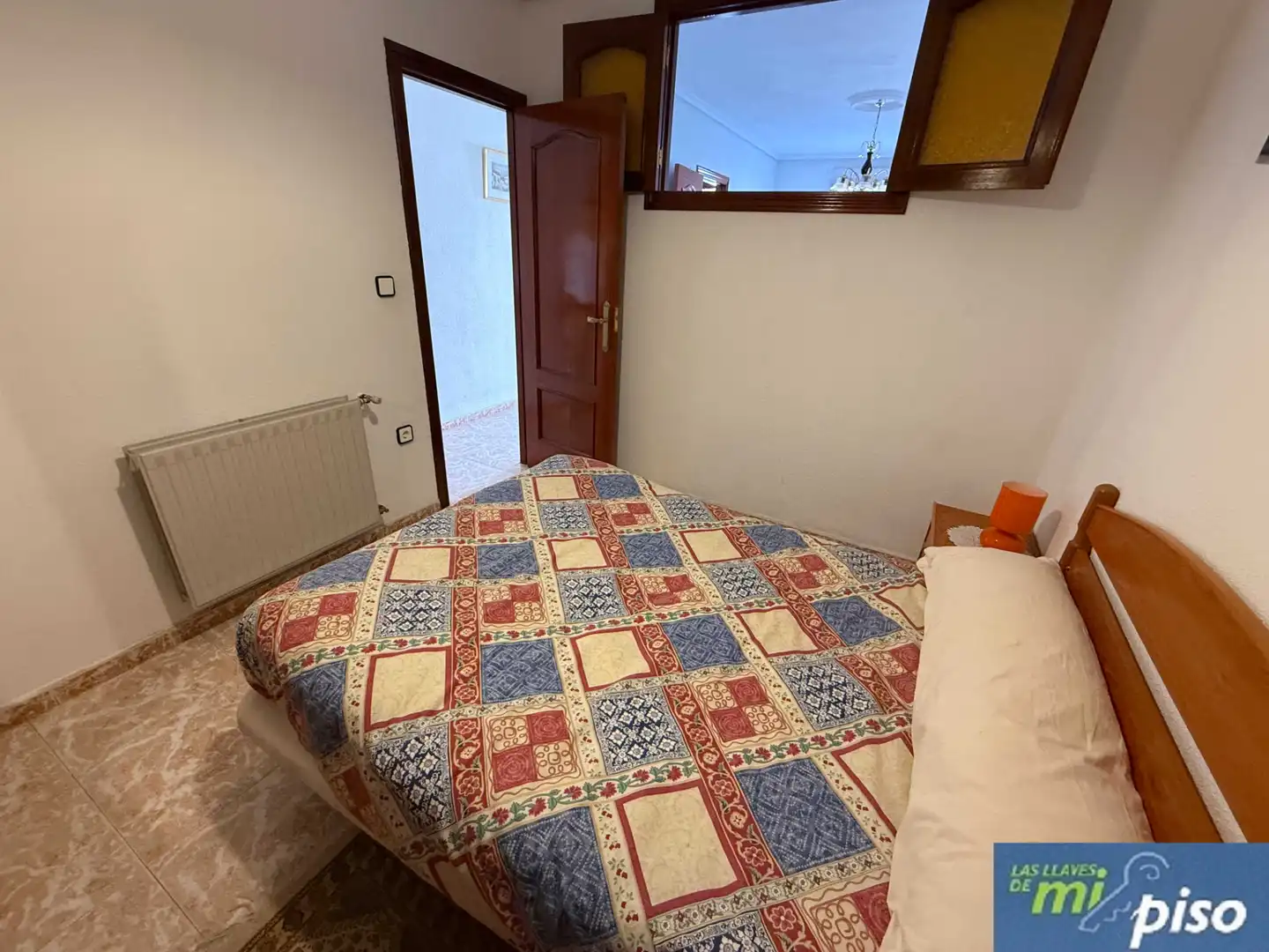 Dormitori de Casa o xalet en venda en Nava del Rey amb Calefacció, Jardí privat i Terrassa