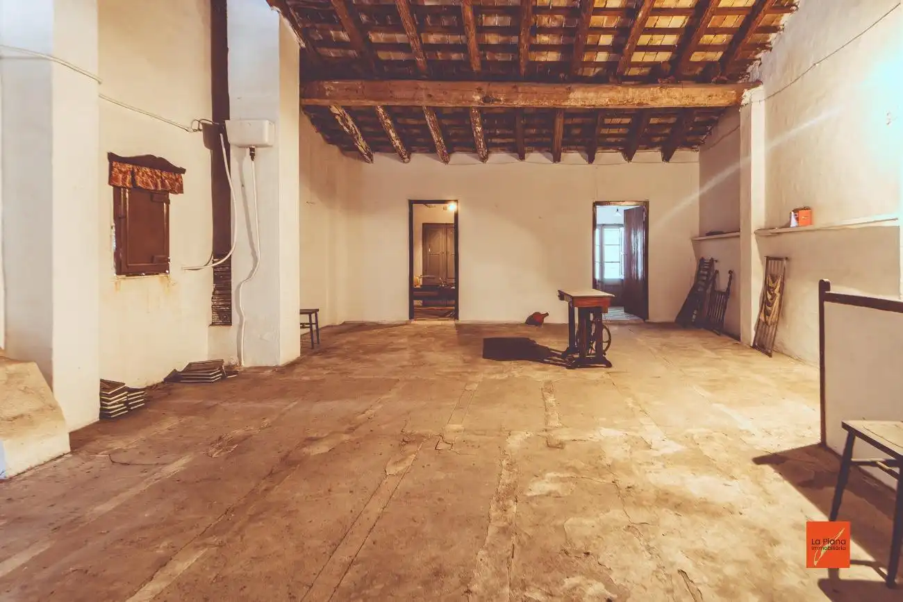 Einfamilien-Reihenhaus zum Verkauf in Santa Bàrbara mit Terrasse, Möbliert und Balkon