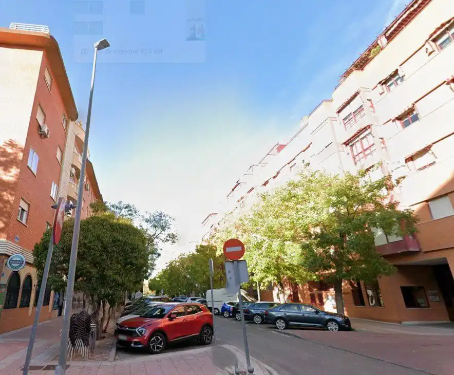 Exterior view of Commercial properties for sale in Torrejón de Ardoz