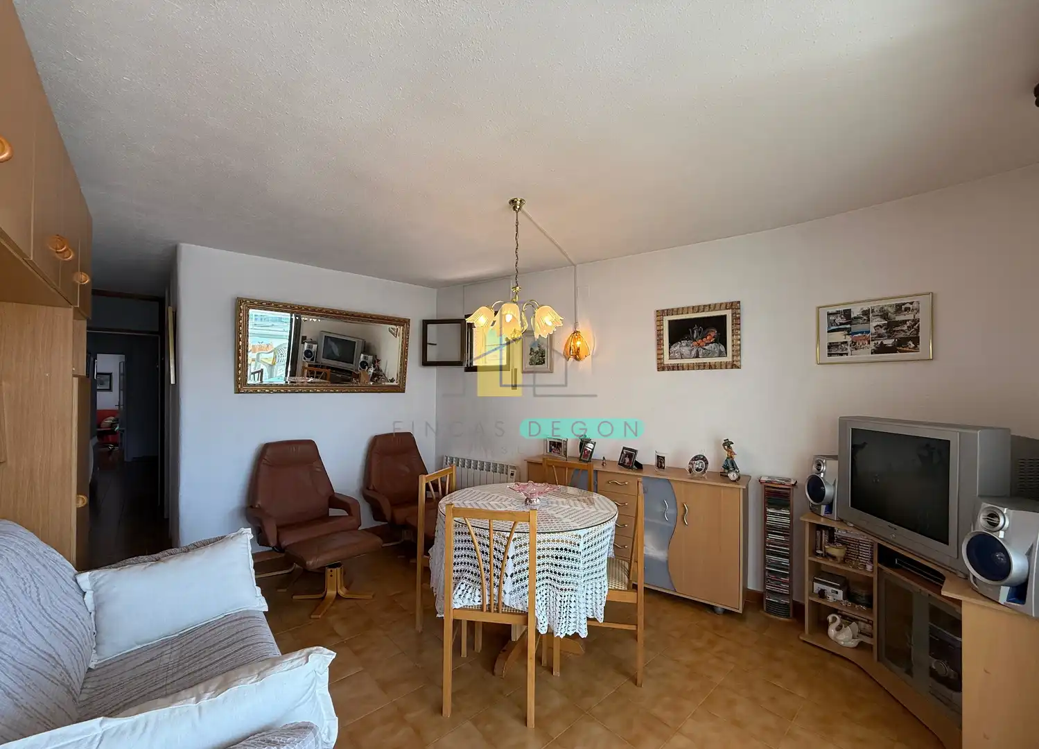 Sala d'estar de Apartament en venda en Roses amb Calefacció, Moblat i Forn