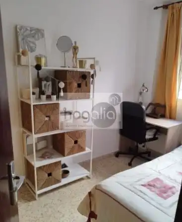 Habitación de Piso de alquiler en Sevilla con Aire acondicionado, Amueblado y Balcón