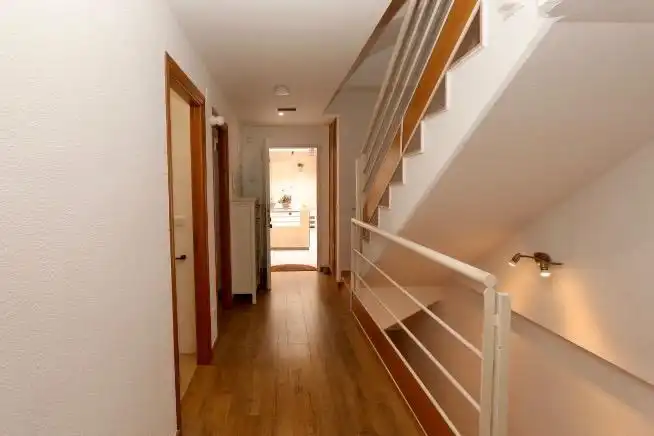 Einfamilien-Reihenhaus zur Miete in MALVA, Valterna