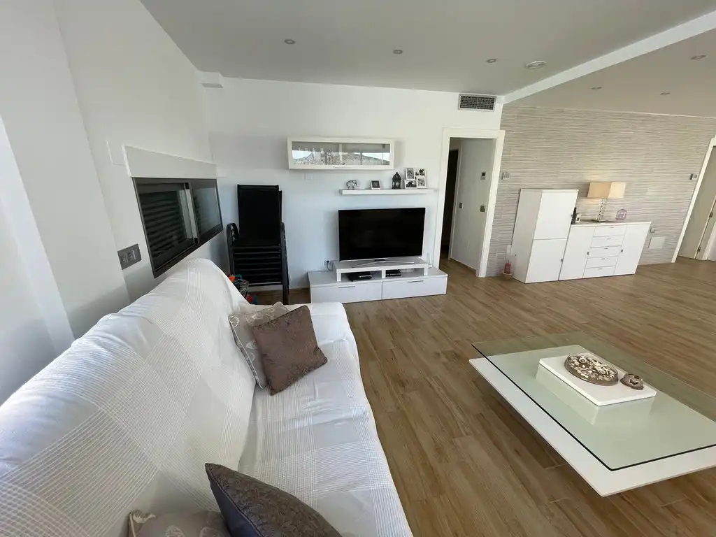 Sala de estar de Casa o chalet en venta en Cartagena con Aire acondicionado, Terraza y Piscina