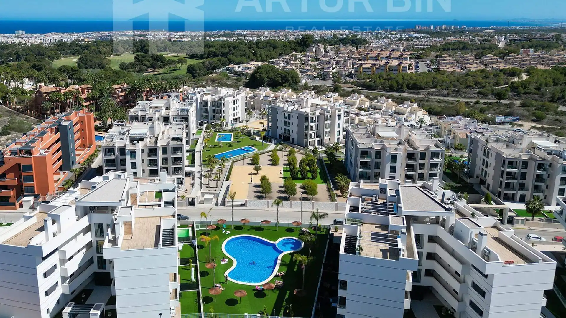 Vista exterior de Piso en venta en Orihuela con Aire acondicionado, Jardín privado y Terraza
