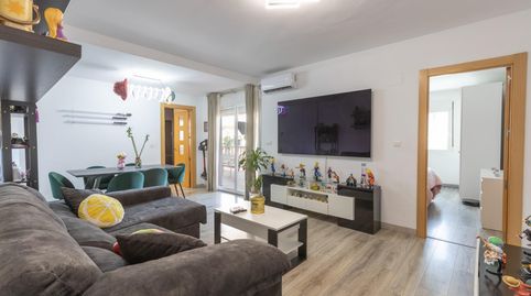 Foto 5 de Piso en venta en Avenida de Virgen del Rosario, 30, Híjar, Las Gabias