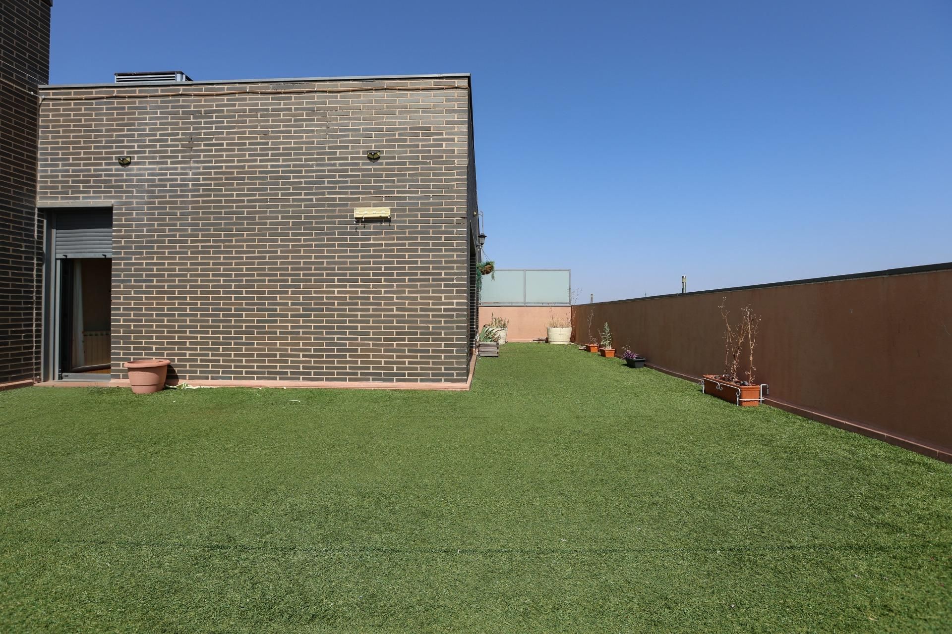 Terrace of Attic for sale in Valdemoro  with Heating, Private garden and Parquet flooring
