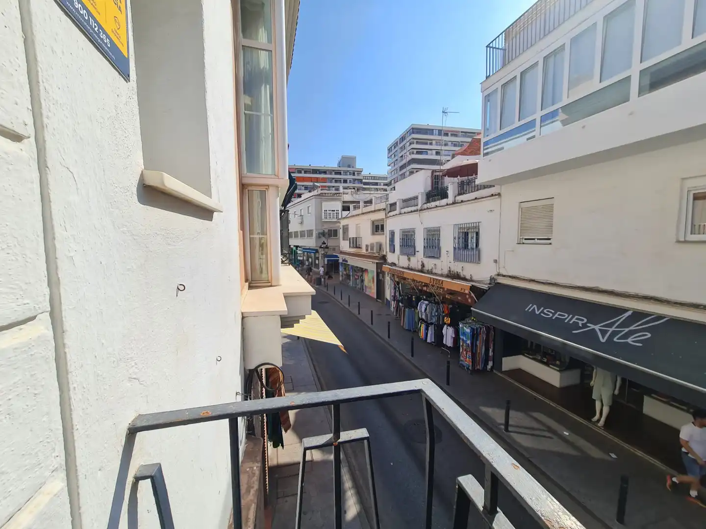 Vista exterior de Apartament en venda en Torremolinos amb Aire condicionat, Terrassa i Moblat