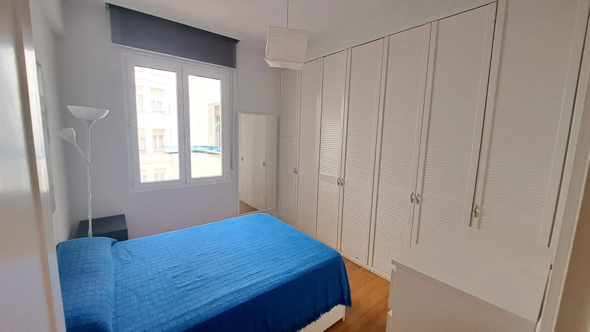 Schlafzimmer von Wohnung zum Verkauf in Bilbao  mit Klimaanlage, Heizung und Ofen