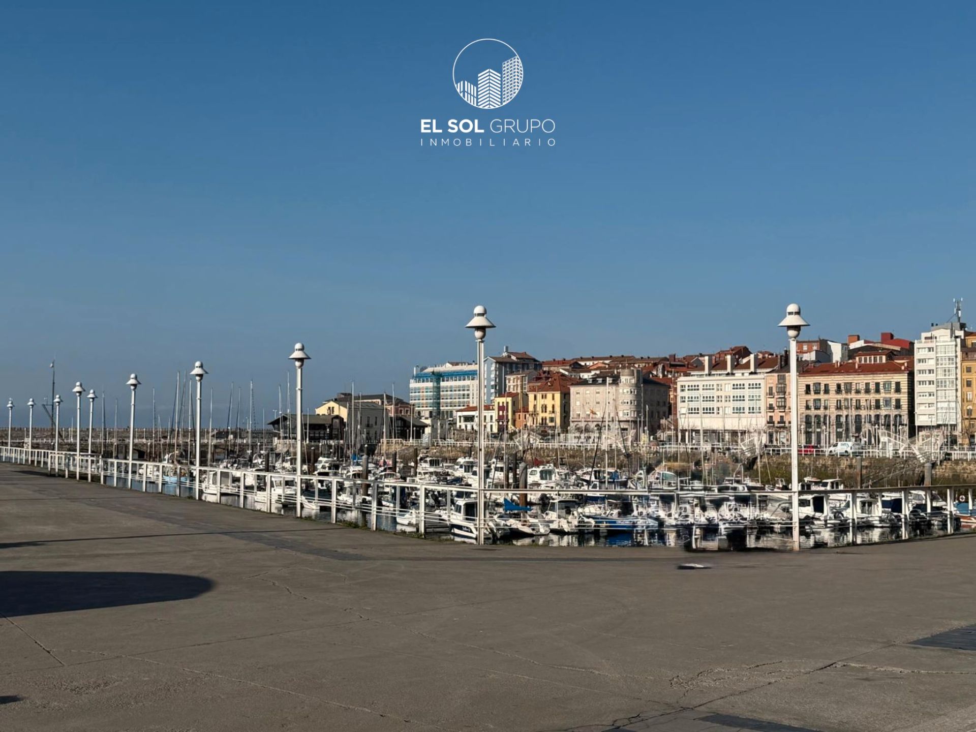 Parking of Flat for sale in Gijón   with Heating and Parquet flooring