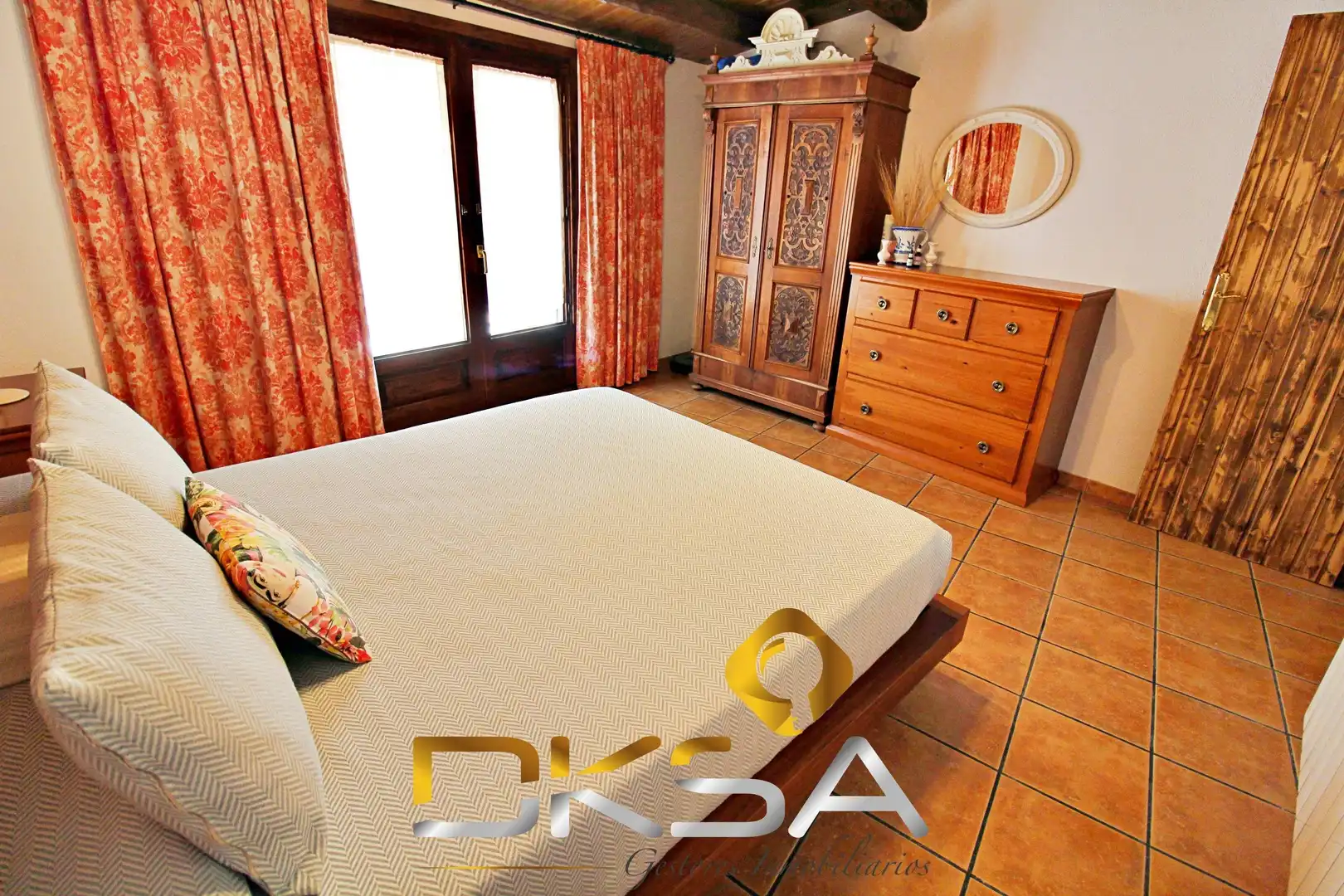 Habitación de Casa o chalet en venta en Morella con Calefacción, Terraza y Trastero