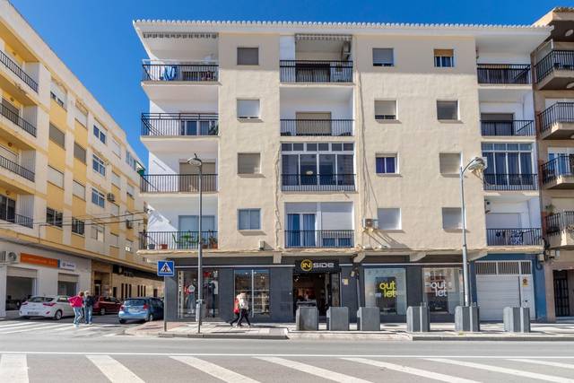 Piso en Venta en LORENZO VÁZQUEZ, 2 en Guadix