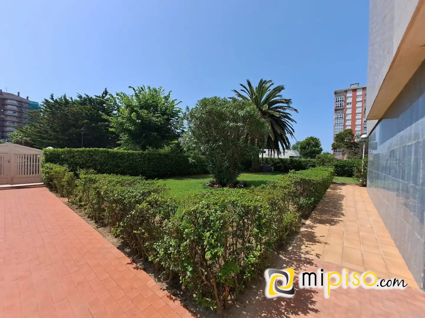 Flat for rent in Laredo  with Terrace and Furnished